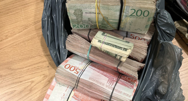 Celnicy z gigantyczną konfiskatą. To jedna z największych prób przemytu pieniędzy w Norwegii