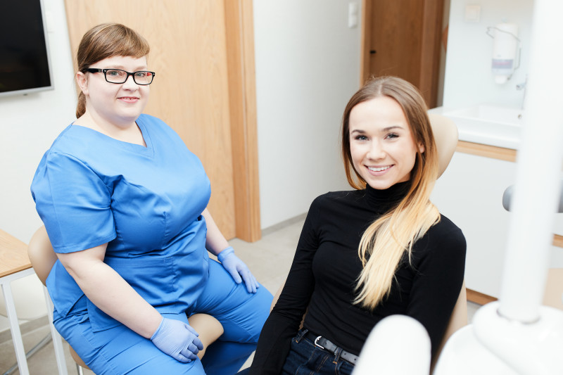 Perfect Smile Clinic to miejsce, które gwarantuje nie tylko doskonałe leczenie, ale jest też na tyle przyjazne, że strach przed dentystą mija tu bezpowrotnie.