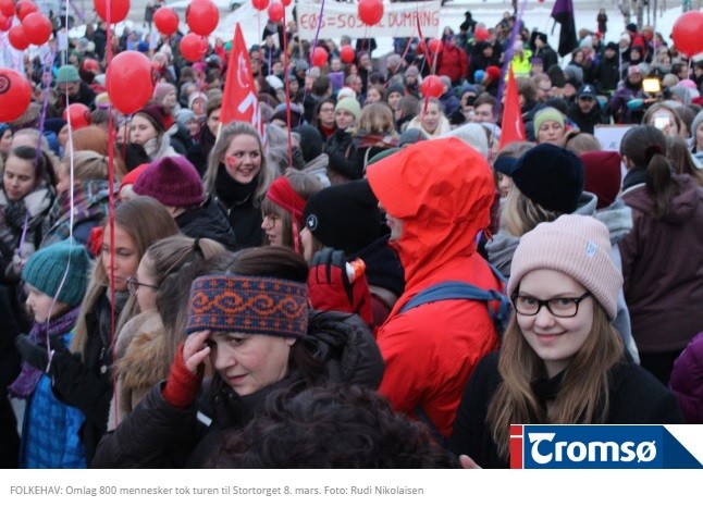 Około 800 wzięło udział w marszu z okazji 8 marca w Tromsø.