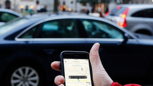 Uber chce być na równi z taksówkarzami. Zniknie z Norwegii, jeśli rząd nie pójdzie mu na rękę