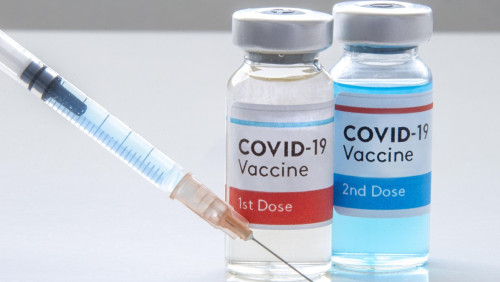 FHI: kombinacja różnych szczepionek chroni tak samo dobrze jak dwie dawki tej samej