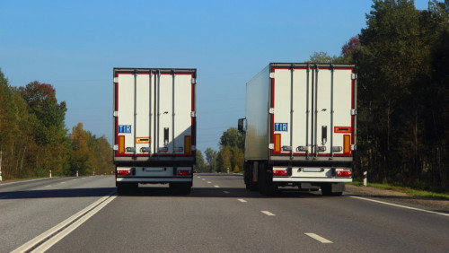 Norweski minister chce ostrzejszych norm emisji spalin dla transportu ciężarowego w UE