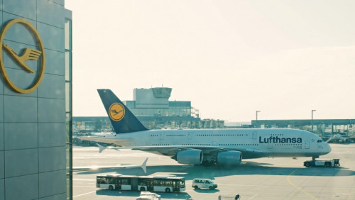 Lufthansa odwołuje na ten miesiąc ponad 7000 lotów. Również do Polski i Skandynawii