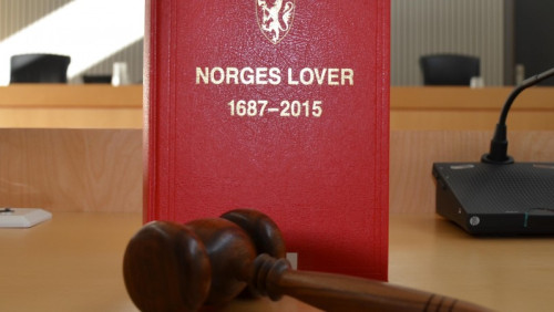 Polacy wygrali w sądzie z norweską firmą. Nie dostali etatu, bo należeli do związków 