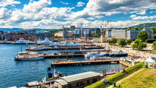 Port w Oslo szykuje zieloną zmianę: statki wycieczkowe będą musiały korzystać z energii z lądu