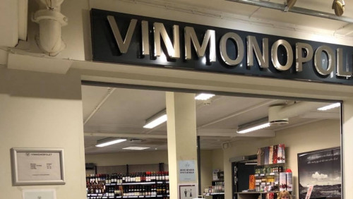 Klienci Vinmonopolet nie zwalniają tempa: kupili prawie milion litrów alkoholu