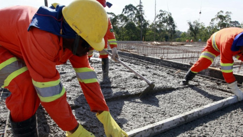 Żadna praca nie hańbi – o etosie pracy „budowlańca” 