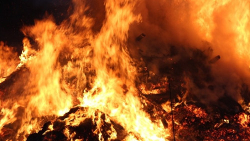 Pożar fermy w Rogaland. Spłonęło 20 000 kurcząt