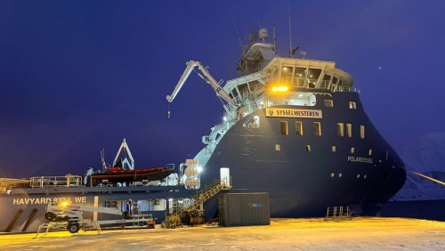 Brak winnego zniszczenia kabla do Svalbardu. Policja umorzyła śledztwo
