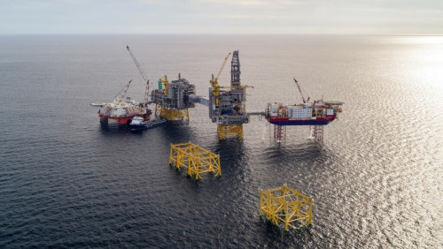 „Energia do pracy” w Norwegii: kraj fiordów będzie eco, ale nie rezygnuje z ropy i gazu