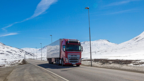 Kierowcy ciężarówek rezygnują z Norwegii. Lepsze pensje mają m.in. w Polsce