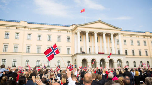 Dzień Konstytucji wreszcie bez ograniczeń: 17 maja Norwegia celebruje święto narodowe