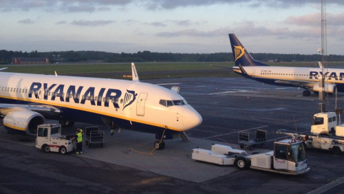 Erna Solberg: „Rząd nie może ulegać presji Ryanaira”. Lotnisko w Moss zamknięte od 1 listopada