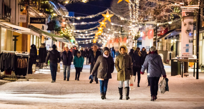 Tutaj święta przyszły wcześniej: Lillehammer ma już bożonarodzeniową ulicę