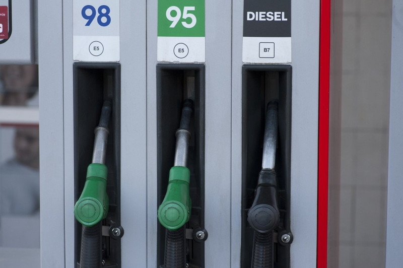 6 czerwca za litr benzyny 95 na jednej ze stacji paliw w Hønefoss kierowcy płacili 30 NOK.