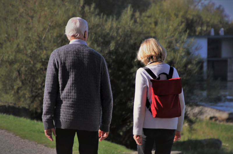 W czerwcu 2022 roku norweska Komisja Emerytalna opublikowała raport z analizy sytuacji w państwie. Specjalnie powołana grupa szukała odpowiedzi na pytanie, jak zabezpieczyć emerytury w dobie szybko starzejącego się społeczeństwa.