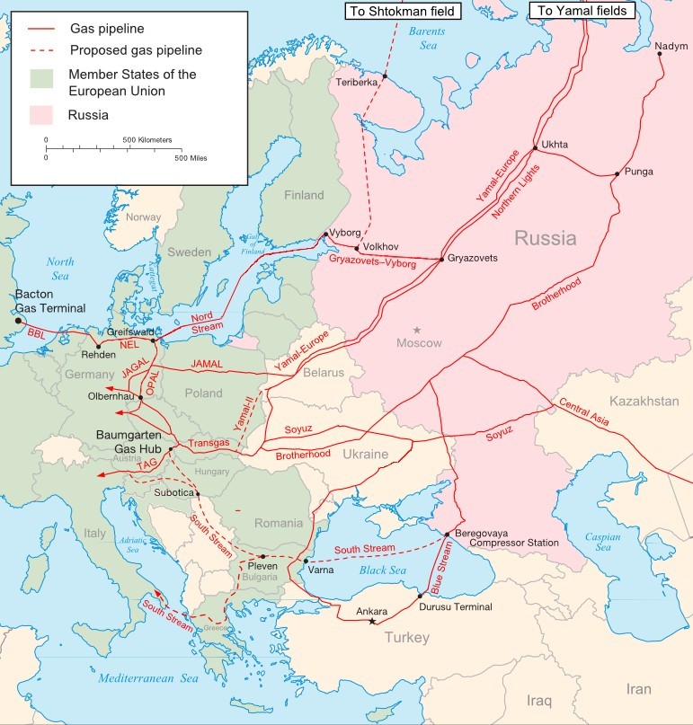 Główne istniejące i planowane gazociągi rosyjskie do Europy